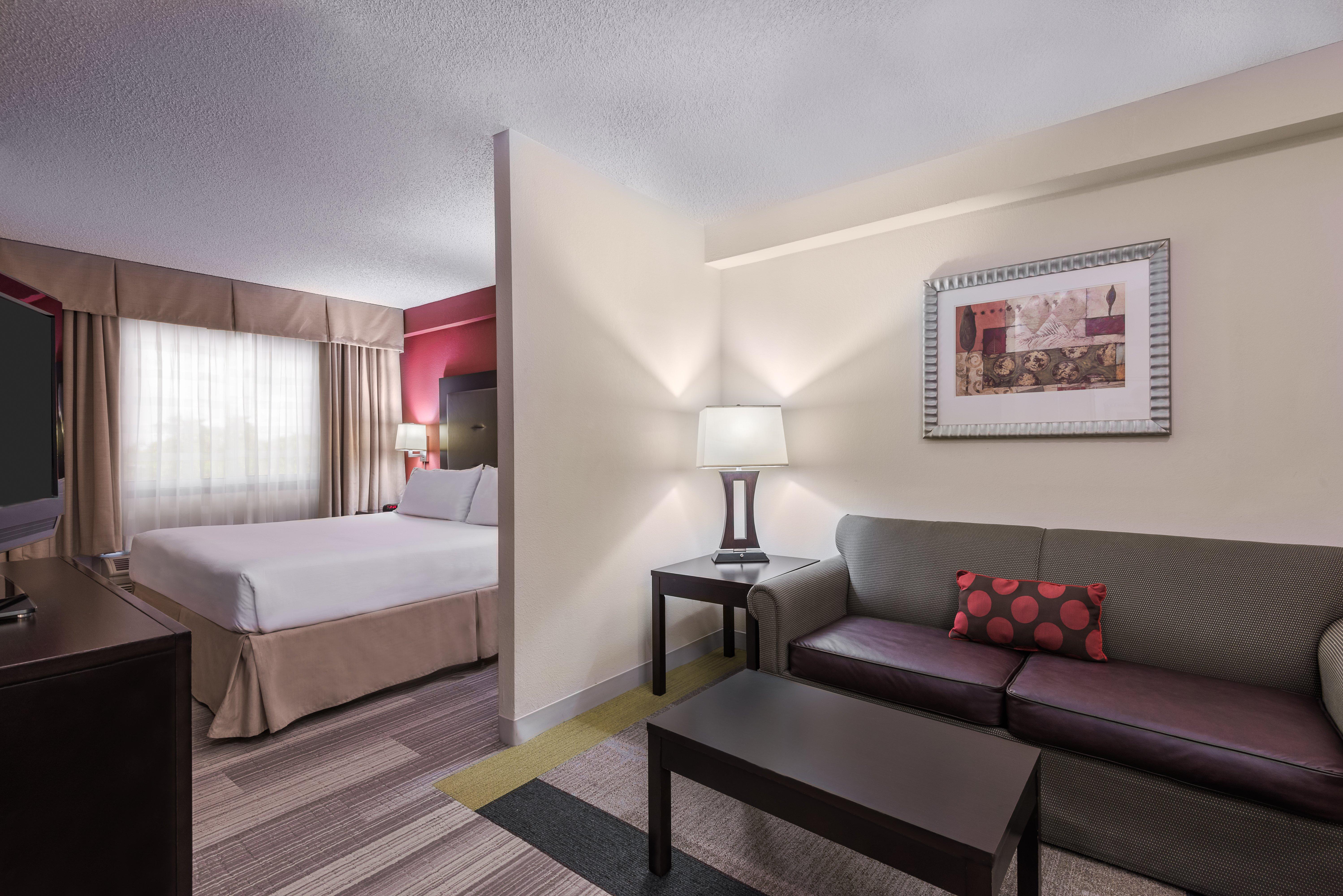 Holiday Inn Express Hotel & Suites Kendall East-Miami By Ihg Exterior foto